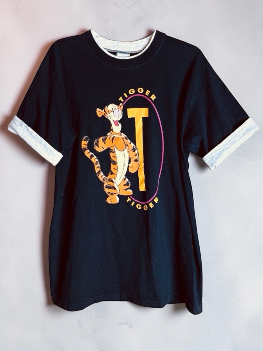 Vintage Disney Store Tigger Graphic T-Shirt Black Made in USA Size Large